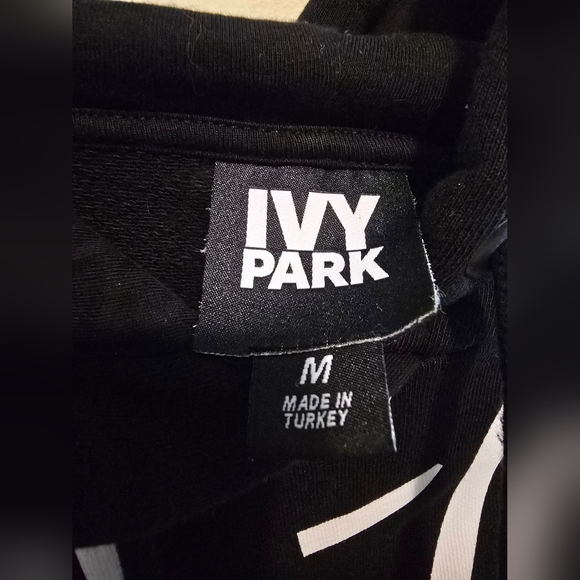 Ivy Park Women's Shadow Logo Loopback Cropped Hoodie Black in Dubai Sz Medium - Picture 13 of 16